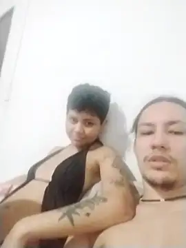 Snapshot of Iasmimbuttercup chatting on 8, 11, 2025 Iasmimbuttercup online show from 8, 11, 2025