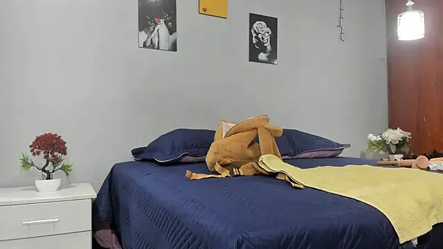 sexynova 93 online show from 13, 11, 2025