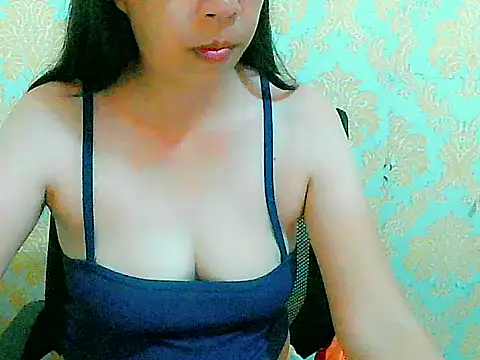 Snapshot of nhicole4u chatting on 30, 10, 2025 nhicole4u online show from 30, 10, 2025