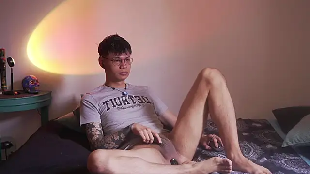 Snapshot of estmonnn chatting on 17, 1, 2026 estmonnn online show from 17, 1, 2026