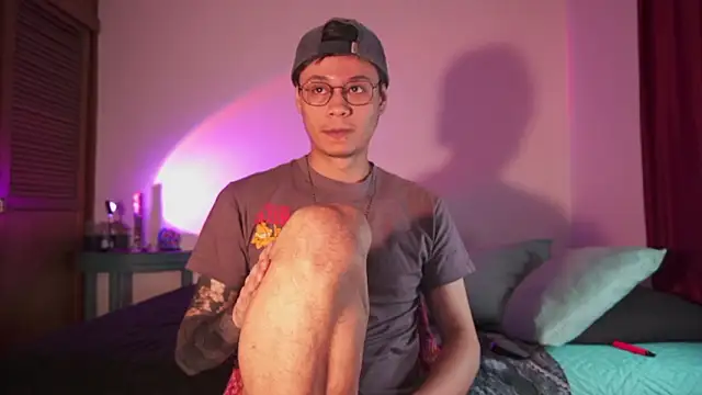 Snapshot of estmonnn chatting on 3, 3, 2026 estmonnn online show from 3, 3, 2026