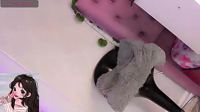 LIA-FER-DOLL online show from 2, 11, 2025