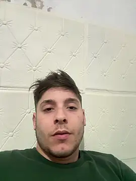 Snapshot of Elvergggg44 chatting on 29, 10, 2025 Elvergggg44 online show from 29, 10, 2025