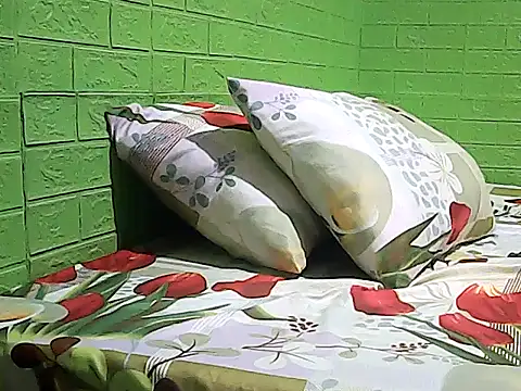 Sweetmarieee online show from 4, 12, 2025