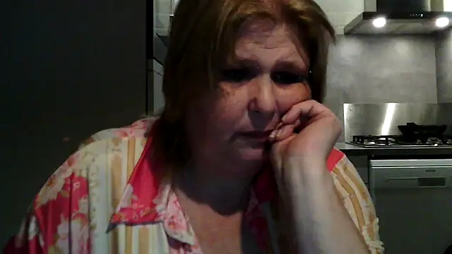 Sylviastar46 online show from 2, 3, 2026