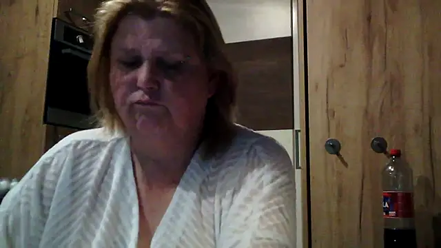 Sylviastar46 online show from 22, 3, 2026