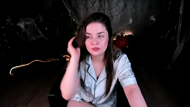 Snapshot of Amore_Angel chatting on 30, 10, 2025 Amore Angel online show from 30, 10, 2025