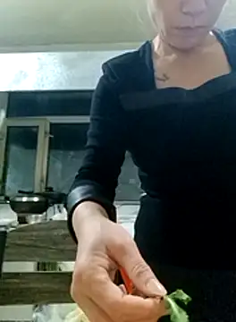 aniani11 online show from 17, 11, 2025