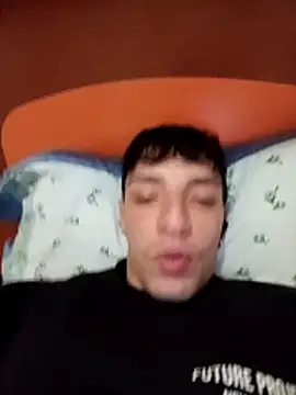 Snapshot of Pistacchio01 chatting on 3, 11, 2025 Pistacchio01 online show from 3, 11, 2025