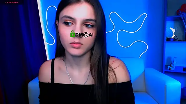 lisa dark  online show from 28, 2, 2026