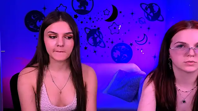 lisa dark  online show from 9, 4, 2026