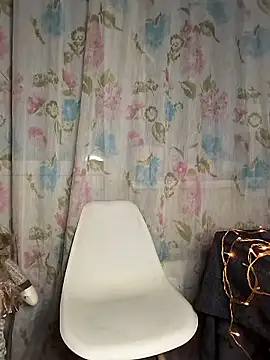 Elle Milfa online show from 8, 1, 2026