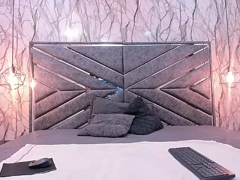 DIRTY MIIA  online show from 22, 12, 2025