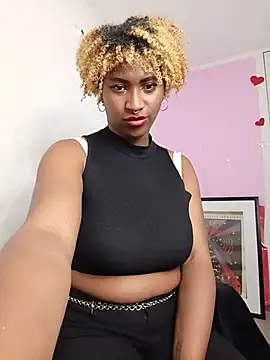 EvonyFoxxx online show from 23, 4, 2026