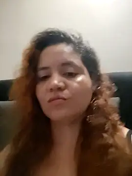 Snapshot of Mina020691 chatting on 2, 11, 2025 Mina020691 online show from 2, 11, 2025