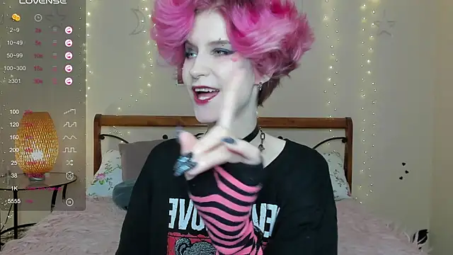 Angel Julles online show from 30, 5, 2026