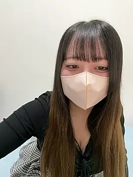 Snapshot of emiri_da_nyan chatting on 14, 5, 2026 emiri da nyan online show from 14, 5, 2026