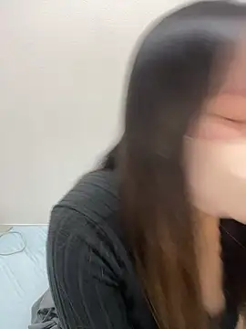 Snapshot of emiri_da_nyan chatting on 2, 6, 2026 emiri da nyan online show from 2, 6, 2026