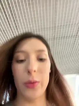 LilluKatten online show from 25, 4, 2026