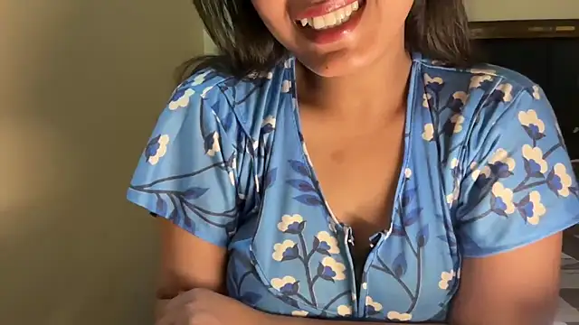 Snapshot of Shilpa_7 chatting on 8, 6, 2026 Shilpa 7 online show from 8, 6, 2026