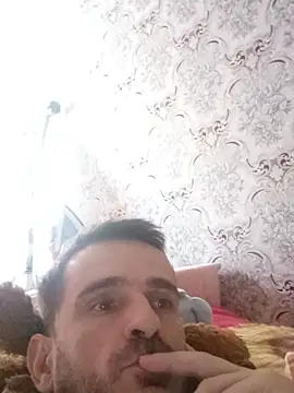 Snapshot of bubu38Goody chatting on 17, 7, 2026 bubu38Goody online show from 17, 7, 2026