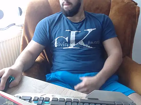 Snapshot of strongcoffee10 chatting on 11, 11, 2025 strongcoffee10 online show from 11, 11, 2025