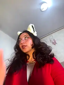 Snapshot of Kitty_shine_ chatting on 5, 11, 2025 Kitty shine online show from 5, 11, 2025