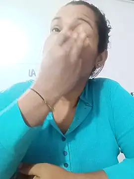 Snapshot of Samaraa_Lee chatting on 8, 11, 2025 Samaraa Lee online show from 8, 11, 2025