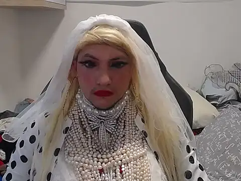 VanesaCrossic online show from 15, 5, 2026