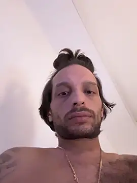 Snapshot of Zaskeee chatting on 1, 11, 2025 Zaskeee online show from 1, 11, 2025