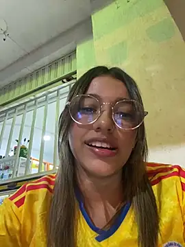 Snapshot of liahot69 chatting on 18, 6, 2026 liahot69 online show from 18, 6, 2026