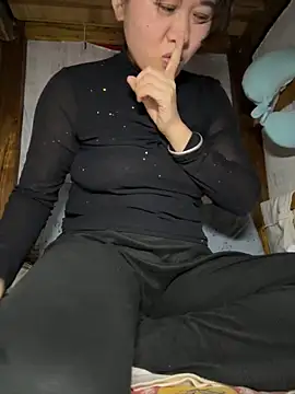 Snapshot of daaqnn chatting on 4, 4, 2026 daaqnn online show from 4, 4, 2026