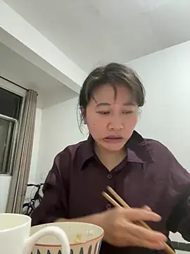 Snapshot of daaqnn chatting on 8, 4, 2026 daaqnn online show from 8, 4, 2026