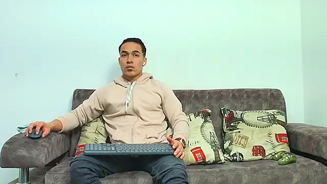 thebadboys05 online show from 14, 4, 2026