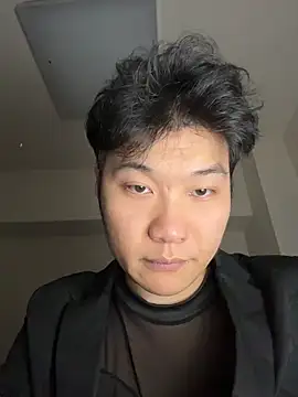 Snapshot of HoRace2317 chatting on 11, 11, 2025 HoRace2317 online show from 11, 11, 2025