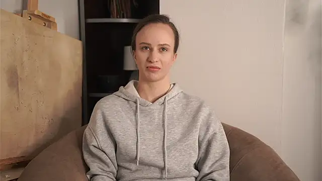 Snapshot of BritniKwak chatting on 1, 11, 2025 BritniKwak online show from 1, 11, 2025