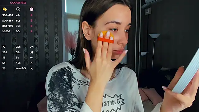 JacalynSchreiber online show from 2, 12, 2025