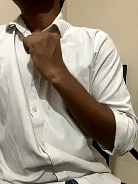 Snapshot of helicoptershow chatting on 31, 10, 2025 helicoptershow online show from 31, 10, 2025