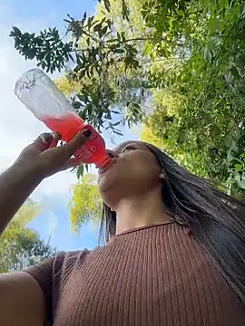 Brunettecollins05 online show from 19, 3, 2026