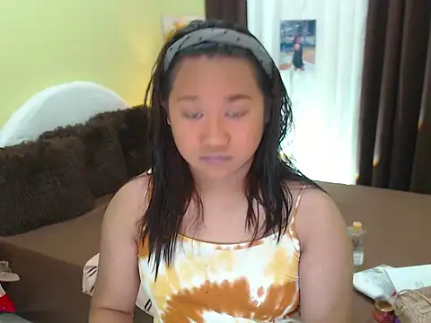 XxgiganticoliviacummerxX online show from 3, 2, 2026