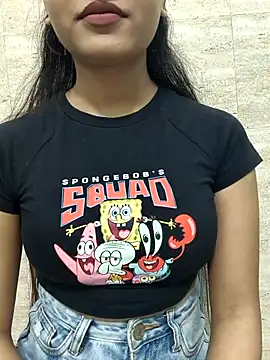 Snapshot of priya_030 chatting on 6, 11, 2025 priya 030 online show from 6, 11, 2025