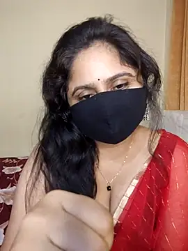 Snapshot of mouni499 chatting on 26, 6, 2026 mouni499 online show from 26, 6, 2026