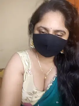 Snapshot of mouni499 chatting on 4, 7, 2026 mouni499 online show from 4, 7, 2026