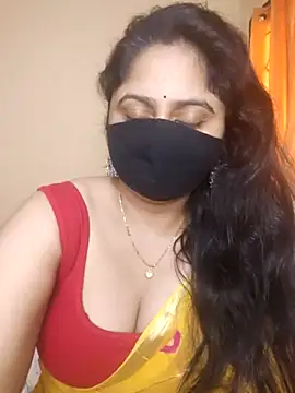 Snapshot of mouni499 chatting on 19, 7, 2026 mouni499 online show from 19, 7, 2026
