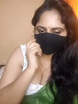 Snapshot of mouni499 chatting on 20, 7, 2026 mouni499 online show from 20, 7, 2026