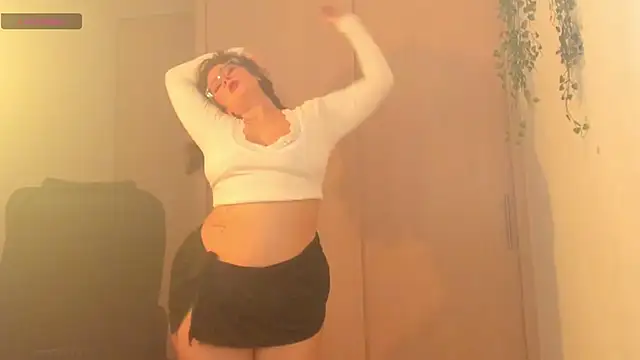 Cleopatra COL online show from 11, 4, 2026