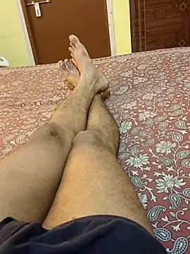 Snapshot of parth08raj chatting on 7, 11, 2025 parth08raj online show from 7, 11, 2025