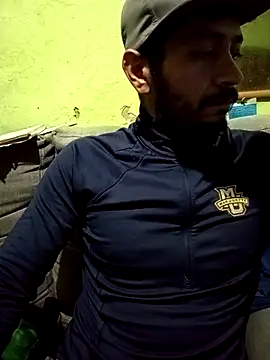 Snapshot of masia0 chatting on 2, 11, 2025 masia0 online show from 2, 11, 2025