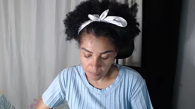 shayna cute online show from 16, 1, 2025