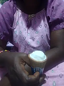 hyd couple7878 online show from 10, 4, 2026